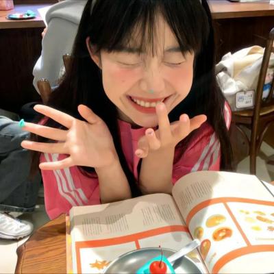 恋爱脑大小姐她重生归来